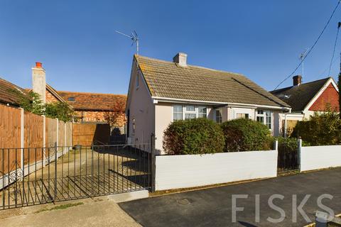 3 bedroom bungalow for sale, Point Road, Canvey Island, SS8