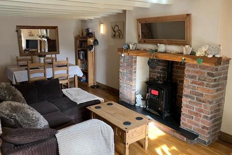 undefined, Tyn Y Pistyll, Trawsfynydd