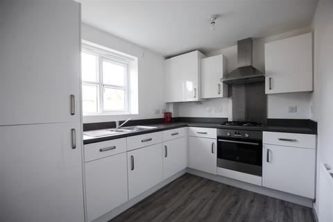 2 bedroom flat to rent, 17 Escelie Way, Birmingham B29