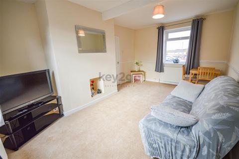 3 bedroom end of terrace house for sale, Staveley Road, Poolsbrook, Chesterfield, S43