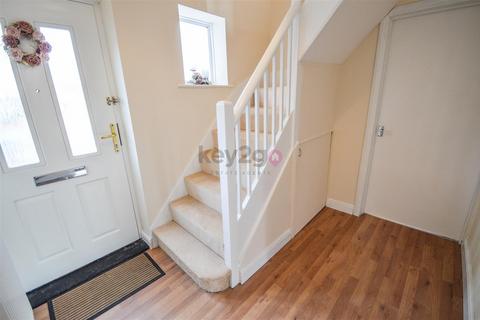 3 bedroom end of terrace house for sale, Staveley Road, Poolsbrook, Chesterfield, S43