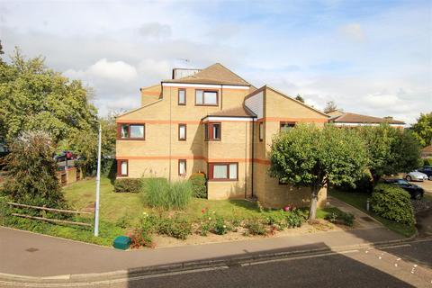 1 bedroom apartment to rent, Beaulands Close, Cambridge CB4