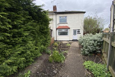 3 bedroom semi-detached house to rent, Easton Avenue HU8