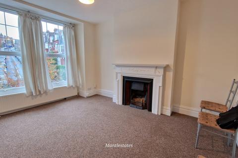 2 bedroom flat to rent, Hillfield Park, Muswell Hill, London N10