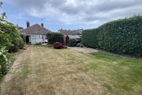 2 bedroom detached bungalow for sale, Rosemary Avenue, Felixstowe IP11