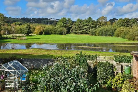 4 bedroom semi-detached house for sale, La Route de la Haule, St Lawrence JE3