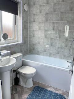 1 bedroom in a house share to rent, Deckham Terrace, Gateshead NE8