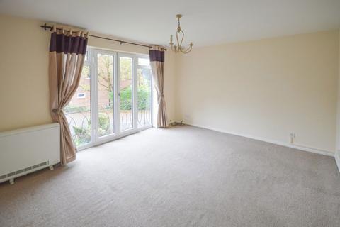 2 bedroom apartment to rent, Eaton House, Bishop`s Stortford