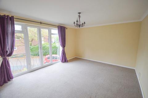 2 bedroom apartment to rent, Eaton House, Bishop`s Stortford