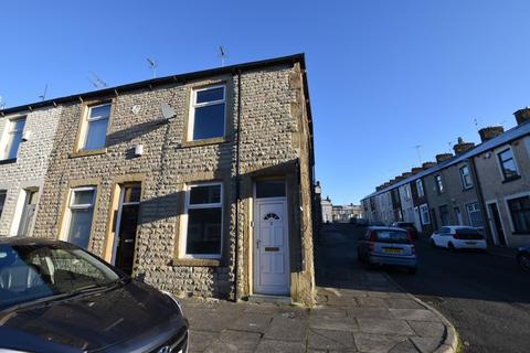 2 bedroom terraced house to rent, Harley Street, Burnley