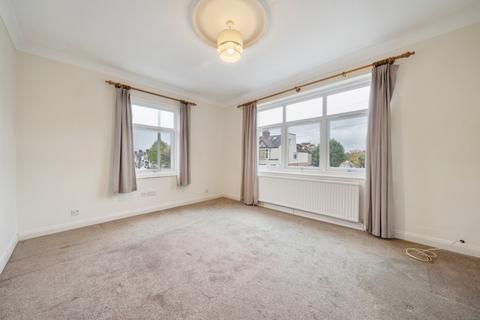 2 bedroom flat to rent, Revelstoke Road, Southfields, SW18