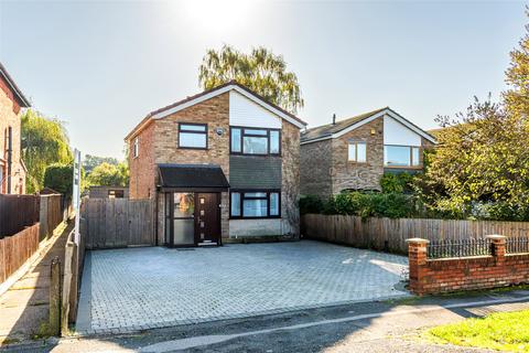 3 bedroom detached house for sale, Calverton Road, Stony Stratford, Milton Keynes, Buckinghamshire, MK11