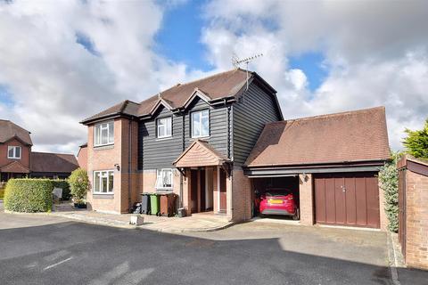 3 bedroom retirement property for sale, The Cobs, Woodbury Lane, Tenterden