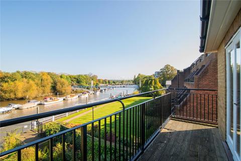 2 bedroom apartment for sale, Manor Road, Teddington, TW11