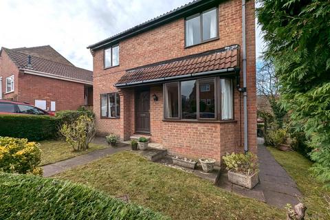 4 bedroom detached house for sale, Hovingham Drive, Scarborough