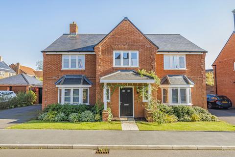 5 bedroom detached house for sale, Becketts Lane, Buckingham MK18