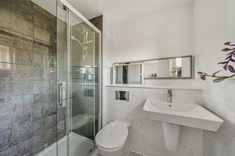 5 Becketts Lane, Steeple Claydon, Buckingham, MK18 2GQ