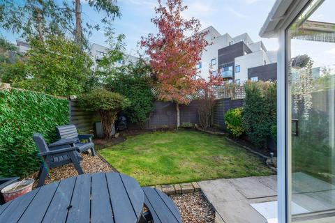 3 Woldham Place, Bromley, BR2 9LF