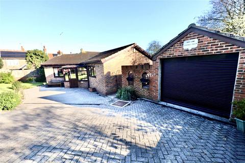 2 bedroom detached bungalow for sale, Hull Road, Woodmansey, Beverley