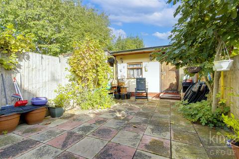 2 bedroom terraced house for sale, Warwick Road, Edmonton, N18