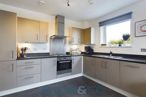 2 bedroom apartment for sale, Sovereign Way, Tonbridge, Kent, TN9