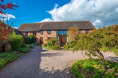 4 bedroom barn conversion to rent, Pettiford Lane, Wootton Wawen Henley-In-Arden B95