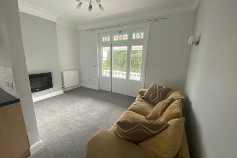 2 bedroom apartment to rent, New Road, Teignmouth, Devon, TQ14 8UD