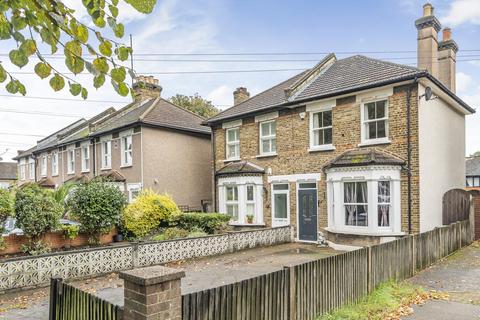Kangley Bridge Road, Sydenham, London, SE26