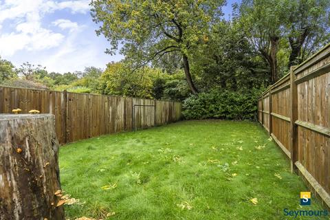 101 Charlock Way, Guildford, GU1 1XY