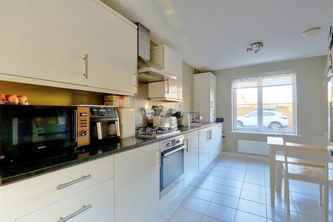 21 Birchwood Grove, Middlesbrough, TS6 0GE
