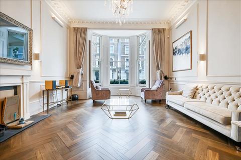 3 bedroom apartment for sale, Queens Gate Place, London, SW7