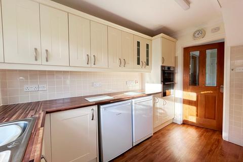 3 bedroom semi-detached house to rent, Chase Avenue, Cheltenham GL52