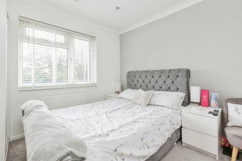 33 Manor Road, Swanscombe, DA10 0EL