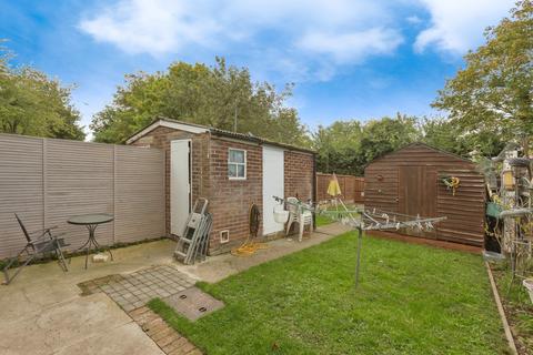 33 Manor Road, Swanscombe, DA10 0EL