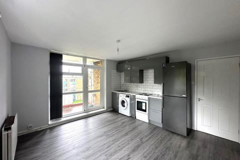 2 bedroom flat to rent, Ellwood Avenue, Southampton SO19