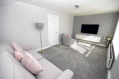 3 bedroom end of terrace house for sale, Pickering Green, Harlow Green