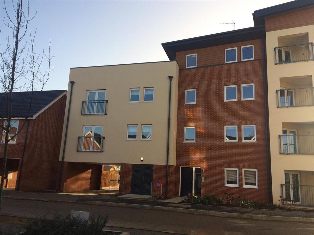 Bletchley 1 bed apartment to rent £995 pcm (£230 pw)
