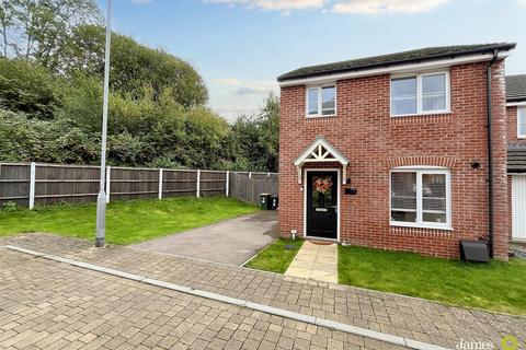 3 bedroom detached house for sale, Hurricane Way, Rogerstone, Newport