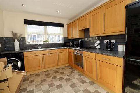 2 bedroom terraced house for sale, 3 Sandfield GreenMarket WeightonYork