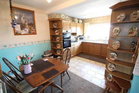 3 bedroom end of terrace house for sale, Nanny Lane, Tadcaster LS24