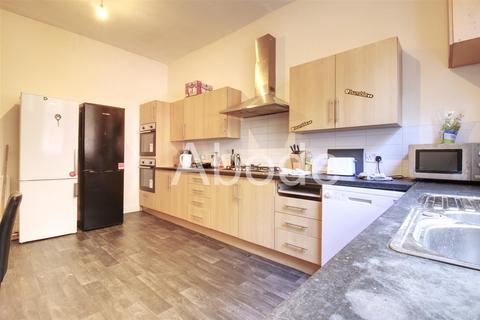 undefined, Hyde Park Road, Hyde Park, Leeds