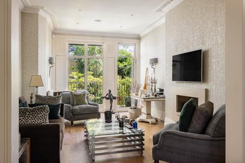 4 bedroom semi-detached house for sale, Warwick Gardens, Kensington, London