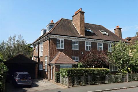 undefined, Lauriston Road, Wimbledon Village, SW19