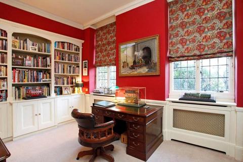 undefined, Lauriston Road, Wimbledon Village, SW19