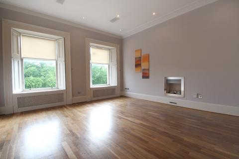 3 bedroom flat to rent, Park Circus, Glasgow G3