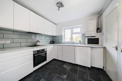 2 bedroom apartment for sale, Brackley Road, Beckenham