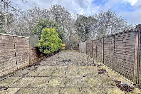 42 Drovers Croft, Greenleys, Milton Keynes, MK12 6AN