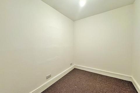 42 Drovers Croft, Greenleys, Milton Keynes, MK12 6AN