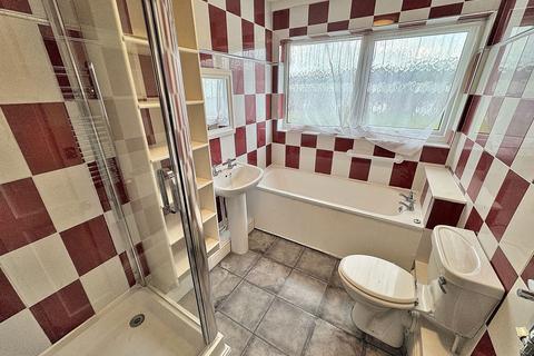 42 Drovers Croft, Greenleys, Milton Keynes, MK12 6AN