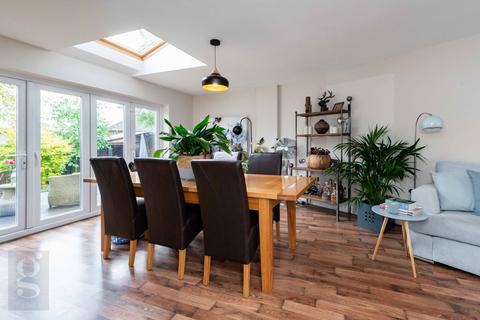 4 Arkwright Close, Hereford, HR4 0QE